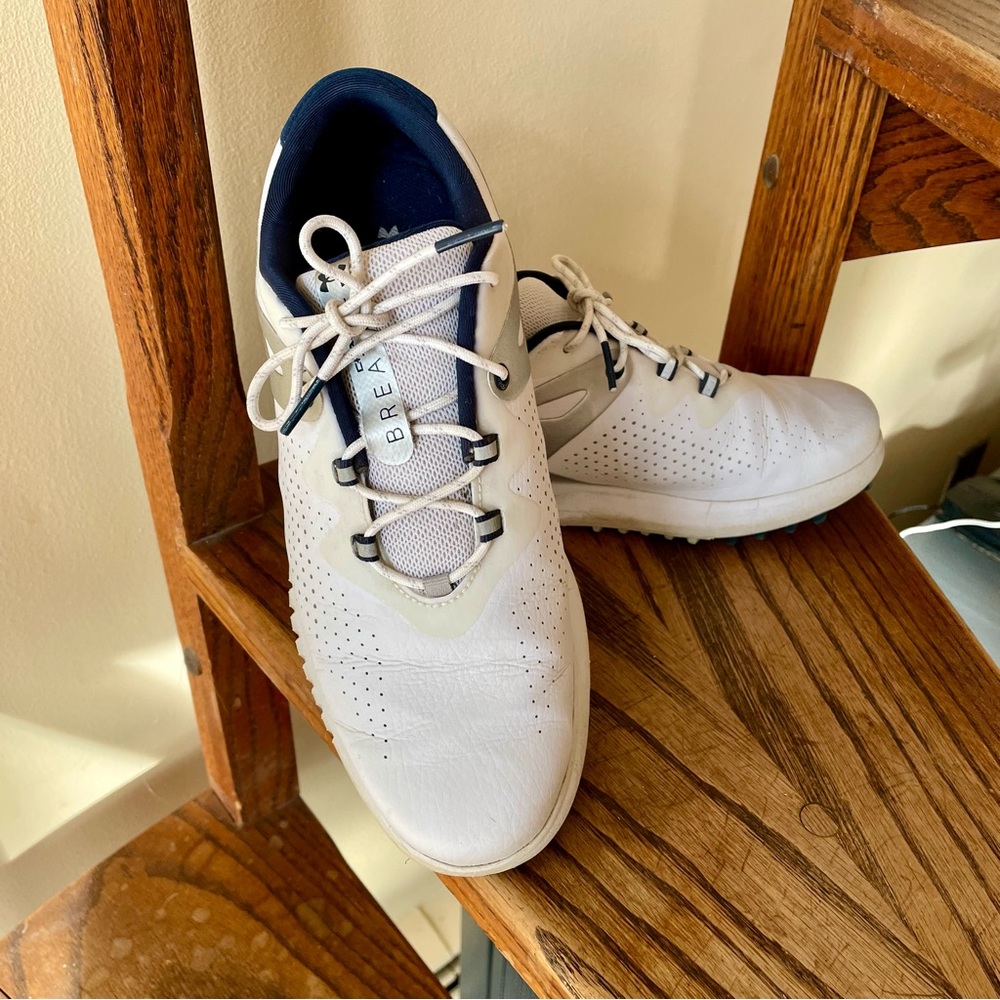 UNDER ARMOUR Charged Breathe Spikeless Golf Shoes